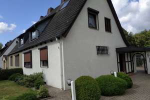 Gepflegte Doppelhaushälfte mit Garage in sehr guter Lage  – Am Höpen 21, 21217 Seevetal – Vorschaubild 1