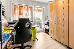 Großzügige  4-Zimmer-Wohnung mit zwei Loggien – Die vollständige Adresse der Immobilie erhältst du vom Anbieter., 86157 Pfersee-Nord, Augsburg – Vorschaubild 6