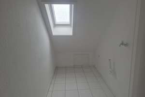 Helle 2-Zimmer Dachgeschosswohnung in Remscheid Innenstadt – Hindenburgstraße 21, 42853 Mitte, Remscheid – Vorschaubild 6