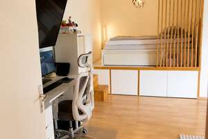 Helle 1-Zi. Wohnung mit großem Balkon gut vermietet und attraktiv gelegen in Großburgwedel – Pappelweg 9a, 90938 Burgwedel – Vorschaubild 2