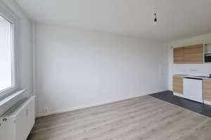 Einziehen und Wohlfühlen ! Ihre neue Singlewohnung mit Einbauküche – Zerbster Straße 43, 6124 Westliche Neustadt, Halle (Saale) – Vorschaubild 2