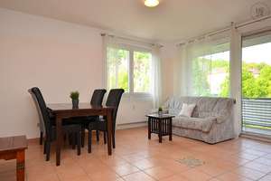 Helle, möblierte 2-Zimmerwohnung in Würzburg/Mainviertel mit Balkon