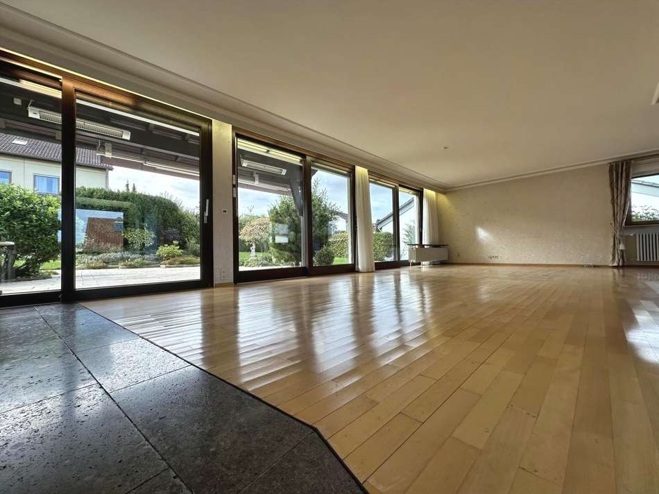 Wohnbereich mit Gartenzugang