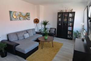 Helle 3-Zimmer Wohnung mit Balkon in der Innenstadt Braunschweigs zur Zwischenmiete (möbliert) – Ölschlägern 00, 38100 Innenstadt, Braunschweig – Vorschaubild 1