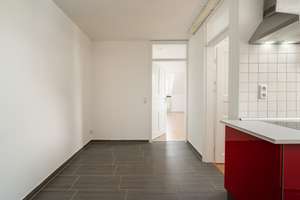 freie 2-Zimmer DG Wohnung an der Theresienwiese – Die vollständige Adresse der Immobilie erhältst du vom Anbieter., 80336 St. Paul, München – Vorschaubild 2