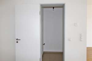 Bezugsfrei! Komfortable 2-Zimmer-Wohnung mit Balkon und Einbauküche. – An der Filmfabrik 06, 12555 Köpenick, Berlin – Vorschaubild 7