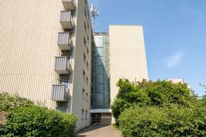 VERMIETETES APARTMENT MIT LOGGIA IN KREFELD-INRATH ZU KAUFEN! – Die vollständige Adresse der Immobilie erhältst du vom Anbieter., 47803 Inrath/Kliedbruch, Krefeld – Vorschaubild 2