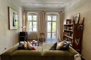 2 Zimmer Altbau mit Balkon nahe Tempelhofer Feld