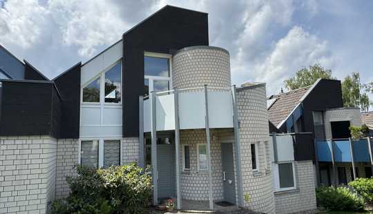 Bild von Architektonisches Highlight: Zweifamilienhaus mit Blick ins Grüne in Nikolausberg bei Göttingen