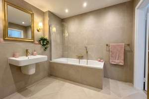 Property thumbnail 13