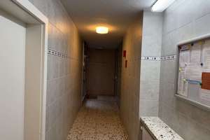 Ruhig gelegene 4-Zimmer ETW im 5. Stock mit Fahrstuhl direkt unterm sanierten Dach – Die vollständige Adresse der Immobilie erhältst du vom Anbieter., 24109 Mettenhof, Kiel – Vorschaubild 3