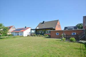 EFH / ZFH mit großem Garten und zwei Garagen in Wiesenrandlage – Die vollständige Adresse der Immobilie erhältst du vom Anbieter., 23560 Moisling, Lübeck – Vorschaubild 9