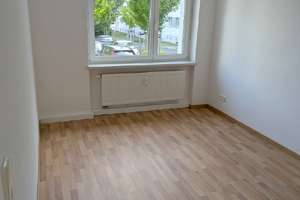 Südvorstadt - ruhige Seitenstraße: frisch renovierte 3-Zi.-Wohnung mit Balkon – Geinitzstraße 3b, 1217 Südvorstadt-Ost, Dresden – Vorschaubild 7