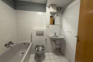 Schöne 1,5 Zimmer Whg mit EBK. (Besichtigung nur 16.05.!!!) – Die vollständige Adresse der Immobilie erhältst du vom Anbieter., 12355 Rudow, Berlin – Vorschaubild 7