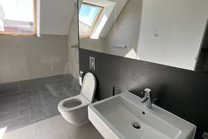 Über den Dächern Leipzigs: Möblierte 2-Raum-Wohnung mit sonniger Loggia & EBK – Paul-List-Straße 24, 4103 Zentrum-Südost, Leipzig – Vorschaubild 8