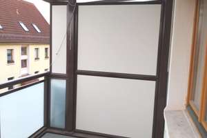 Sehr schöne 1-Raum-Wohnung mit Balkon in Kirchhasel – Hinter der Kirche 1, 7407 Uhlstädt-Kirchhasel – Vorschaubild 2