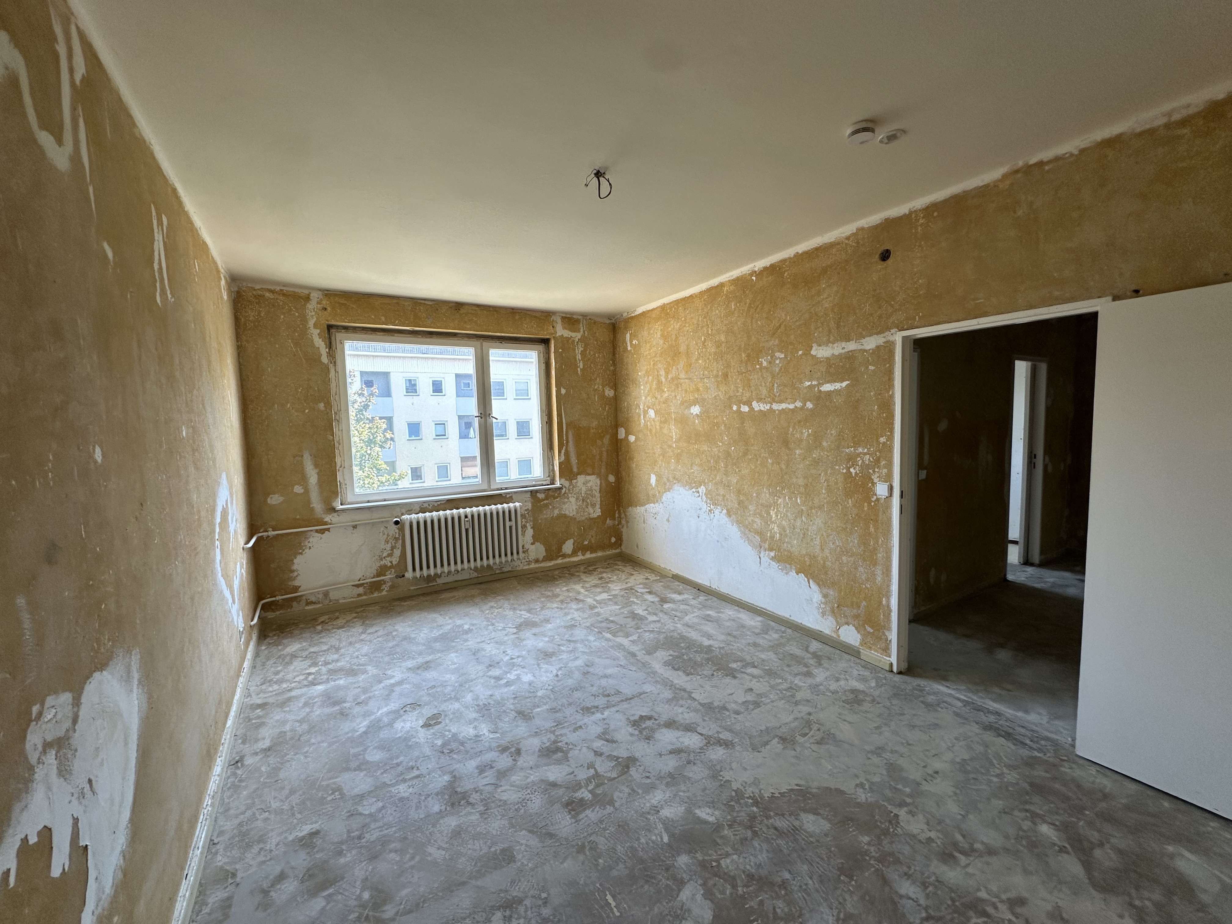 Rohdiamant nahe Volkapark Wilmersdorf!Praktisch geschnittene 2-Zi.-Wohnung zur Selbstverwirklichung!, Berlin – Bild 4