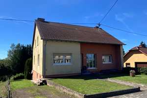 Einfamilienhaus mit Garage und weitläufigem Grundstück – Oberpierscheid, Bitburg-Prüm (Kreis), 54649 Bitburg-Prüm (Kreis) – Vorschaubild 2