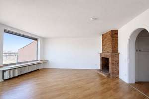 Erstbezug nach Renovierung: Einzigartiges Penthouse mit großzügiger Dachterrasse am Worringer Platz – Die vollständige Adresse der Immobilie erhältst du vom Anbieter., 40210 Stadtmitte, Düsseldorf – Vorschaubild 4