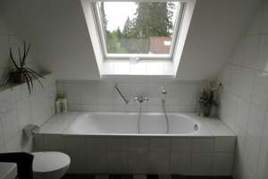 exclusive Dachgeschosswohnung mit Galerie in Bestlage Waldtrudering – von-Gravenreuth-Str. 8, 81827 Waldtrudering, München – Vorschaubild 5