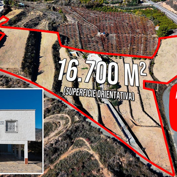 Großes renoviertes Cortijo in den Alpujarras mit 16.700 m², Wasserbecken, Lagerhalle und eingezäunte