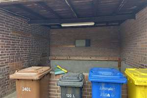 2-Familienhaus mit großem Grundstück und Nebengebäuden, bester Verkehrsanbindung und viel Potential – Krefelder Str. 301, 47877 Willich – Vorschaubild 7