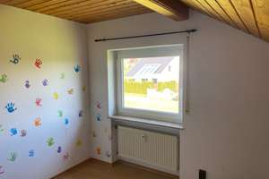 
Wohntraum in Mindersdorf - Großzügiges Wohnhaus mit zwei Wohneinheiten
 – Die vollständige Adresse der Immobilie erhältst du vom Anbieter., 78355 Hohenfels – Vorschaubild 25