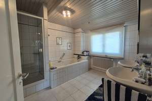 Charmante Doppelhaushälfte mit 8 Zimmern, Garten und Doppelgarage im Herzen Holzgerlingens – Tübingerstr. 79/1, 71088 Holzgerlingen – Vorschaubild 23