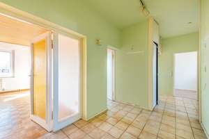 Bezugsfrei! 4 Zimmer mit Sonnigem Balkon. Renovierungsbedürftig – Gütergotzer Straße 3, 14165 Zehlendorf, Berlin – Vorschaubild 11