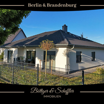 Hochwertig ausgestattetes & effizientes Einfamilienhaus im Bungalowstil