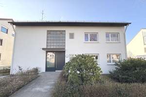 Entwicklungsfähiges 4- bis 5-FH mit Garagen und Stellplatz! – Die vollständige Adresse der Immobilie erhältst du vom Anbieter., 70619 Sillenbuch (Ortsteil), Stuttgart – Vorschaubild 2