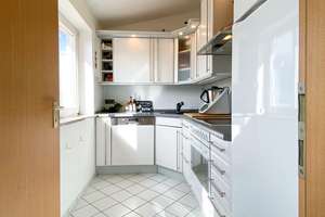 Hochwertige 2,5 Zimmer Dachgeschosswohnung mit großzügiger Dachterrasse in Haar – Lise-Meitner-Weg 17, 85540 Haar – Vorschaubild 3