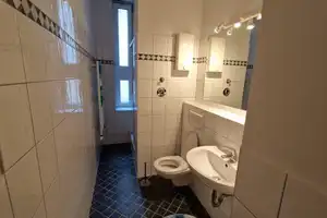 Ruhige, möblierte Wohnung mit perfekter Verkehrsanbindung – Kantstraße 110, 10627 Berlin – Vorschaubild 8