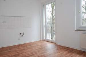 Tolle 2-Raum-Wohnung mit Balkon nahe Zentrum – Gustav-Freytag-Str. 15, 9111 Zentrum, Chemnitz – Vorschaubild 1