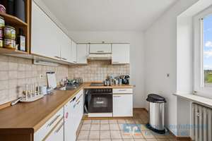 Südbalkon + Grünblick: 2-Zimmer im 7. OG mit Aufzug & TG – ruhig & perspektivisch frei – Die vollständige Adresse der Immobilie erhältst du vom Anbieter., 81475 Fürstenried-West, München – Vorschaubild 3
