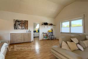 Tolle 3,5-Zimmer-Dachgeschosswohnung mit Garage - Stadtmitte - Frei nach Verkauf – Die vollständige Adresse der Immobilie erhältst du vom Anbieter., 72764 Reutlingen-Mitte, Reutlingen – Vorschaubild 3