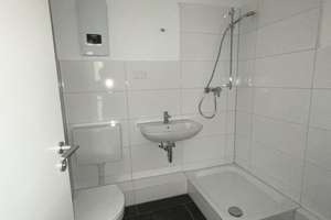 Modernisierte Balkonwohnung mit modernem Duschbad – Am Kreyenbergshof 34, 47167 Röttgersbach, Duisburg – Vorschaubild 10
