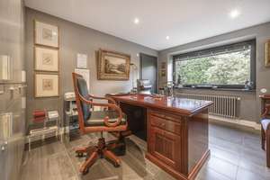 Property thumbnail 9