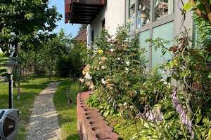 Gemütliches Einfamilienhaus mit 6 Zimmern, Keller , Pool und Wintergarten – Fritz-Kühn-Straße 77, 12526 Bohnsdorf, Berlin – Vorschaubild 2