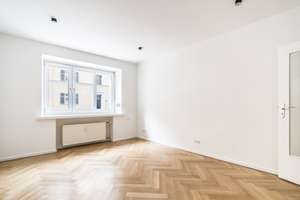 JETZT *Paul & Partner* ERSTBEZUG NACH SANIERUNG, TIEFGARAGENSTELLPLATZ & MÜNCHENS TOPLAGE! 162 – Die vollständige Adresse der Immobilie erhältst du vom Anbieter., 81677 Steinhausen, München – Vorschaubild 9