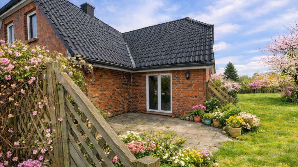 Immobilie in Sanitz - Sanitz - Wohnen mit Einliegerwohnung - Bild 2