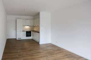 Helle 3-Zimmer-Wohnung mit zwei Terrassen und Gartenzugang – Annenallee 4, 12555 Köpenick, Berlin – Vorschaubild 2