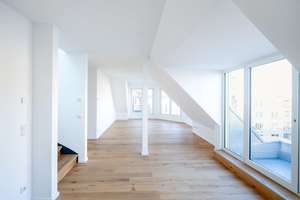 Exklusives Dachgeschoss mit Panorama-Erker und Aufdachterrasse im schönen Friedenau! – Stierstraße 9, 12159 Friedenau, Berlin – Vorschaubild 1