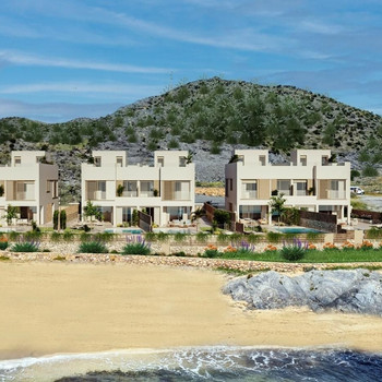Luxusvilla direkt am Strand in Calapanizo