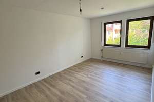 Wohnen mit Charakter: 3,5-Zimmer-Wohnung in Erlangen-Büchenbach – Büchenbacher Anlage 13a, 91056 Büchenbach Nord, Erlangen – Vorschaubild 6