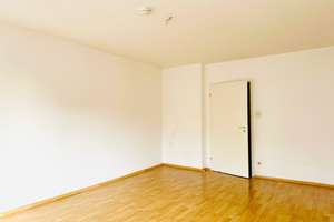 MACHER GESUCHT: 125 m² Freiheit am Wöhrder See! Ihr handwerkliches Geschick ist hier bares Geld w... – Die vollständige Adresse der Immobilie erhältst du vom Anbieter., 90489 Wöhrd, Nürnberg – Vorschaubild 8