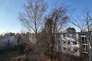 Sonnenfänger im Dachgeschoss: Helle 3-Zimmer-Wohnung mit Westbalkon & offener Küche – Die vollständige Adresse der Immobilie erhältst du vom Anbieter., 12109 Mariendorf, Berlin – Vorschaubild 18