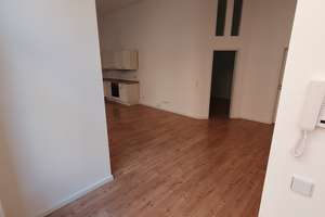 Großzügige 2,5-Zimmer-Wohnung mit Einbauküche und super Infrastruktur – Braunschweiger Straße 5, 39112 Sudenburg, Magdeburg – Vorschaubild 7