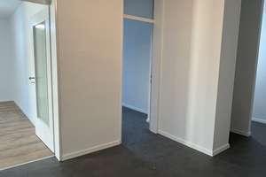 Zweitbezug nach Renovierung – 5-Zimmer-Wohnung mit 104 m² im schönen Biebrich – Die vollständige Adresse der Immobilie erhältst du vom Anbieter., 65203 Biebrich, Wiesbaden – Vorschaubild 6