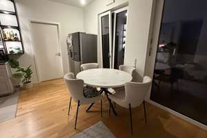 Wohnen mit Charakter: Großzügige Vier-Zimmer-Wohnung in Aachen – Die vollständige Adresse der Immobilie erhältst du vom Anbieter., 52066 Frankenberg, Aachen – Vorschaubild 5